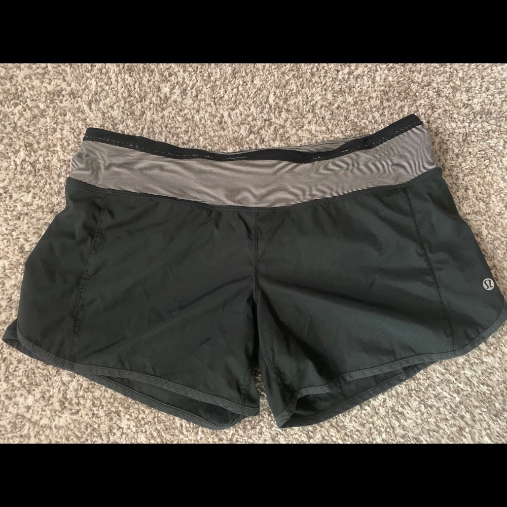 Lululemon EUC shorts